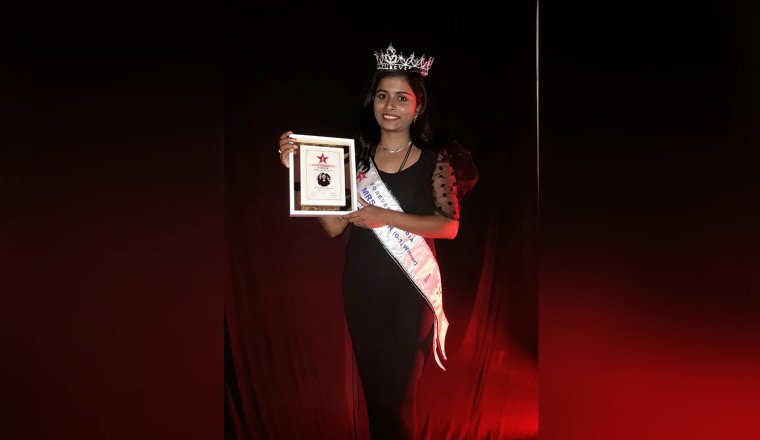 Bhagyshree Hegge Crowned Mrs Bidar(G-1) 2024 at Forever Mrs India City Finale