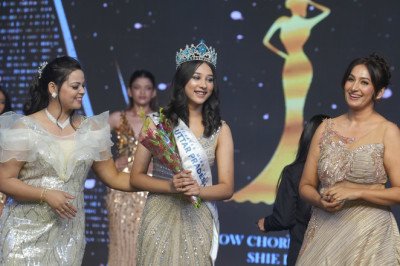 Ashwini Massey Crowned as Uttar Pradesh Winner at Forever Miss Teen India 2024