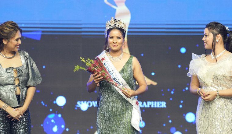 Radha Pranay Virmalwar  Crowned as Maharashtra Winner at Forever Mrs India 2024 G1