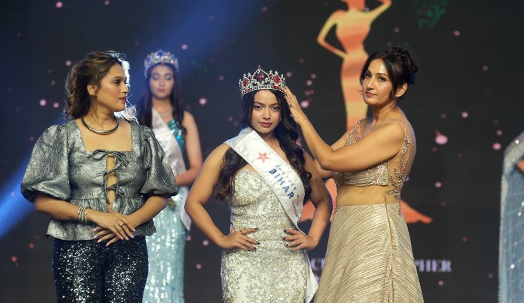 Shristi Sharma Crowned as Bihar Winner at Forever Miss India 2024