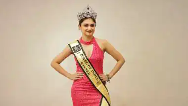 Dr Ishita Joshi Wins NariFirst Jewel of India Season 3 Princess Title